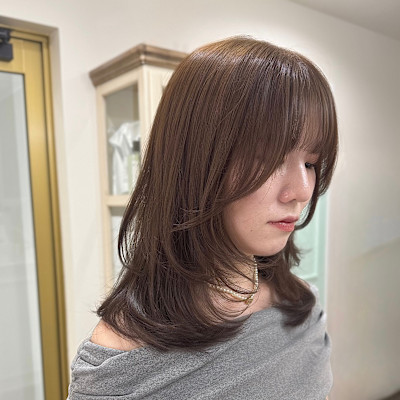 ミディアムレイヤー×明るめブラウン