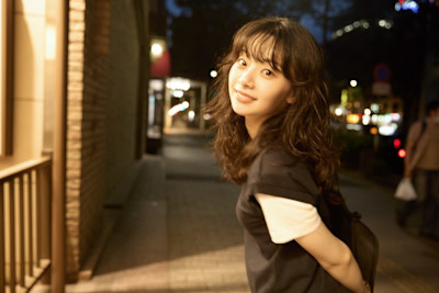 ロング　ウェーブヘア