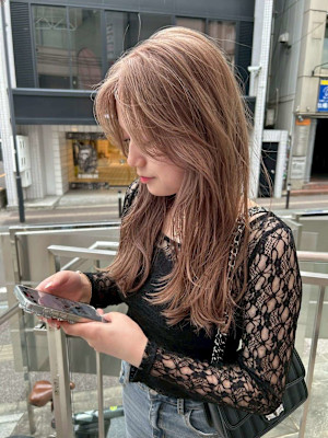 ブリーチ　ベージュカラー