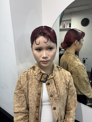 タイトヘア/シニヨン/結婚式お呼ばれヘア/赤髪/ボルドー