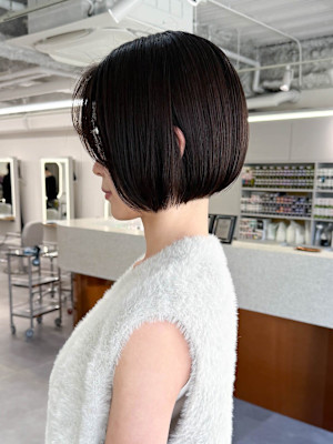 【Elsa元町/三宮】切りっぱなしボブ/ショートボブ/縮毛矯