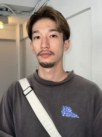 かき上げリバースショート