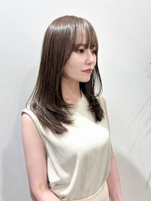 美髪レイヤーカット/顔まわりレイヤー/くびれミディアムレイヤ