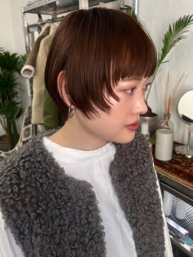 オン眉ショート