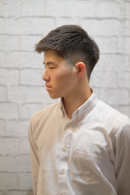 爽やかアップバングショート