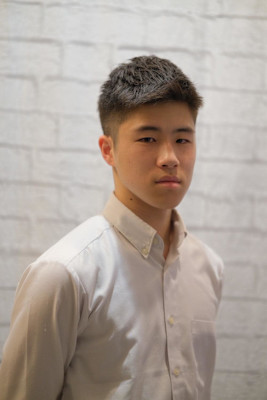 爽やかアップバングショート