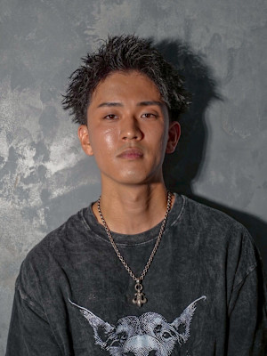 王道かつアクティブなスタイルを強調した案