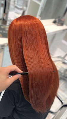 オレンジベージュ