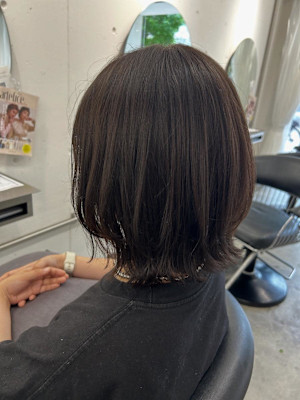 オリーブカラー×レイヤー