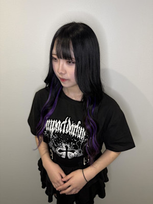 暗髪×インナーカラー