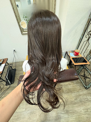 柔らかいベージュカラー