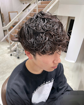 無造作な動きを楽しむ波巻きスパイラル【三軒茶屋】