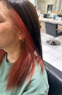 さりげなく魅せる！【大人の赤】インナーカラー✨