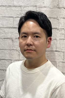 サラリーマンにおすすめ！爽やかアップバングスタイル