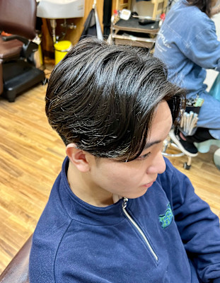 センターパートニュアンスパーマ