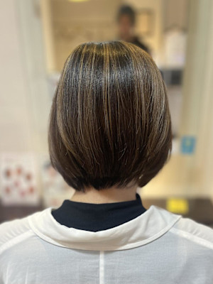 白髪も隠せるハイライトカラー