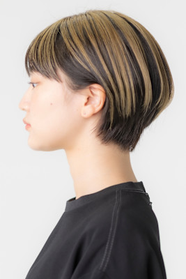 光と影のコントラストを楽しむ2WAYショート