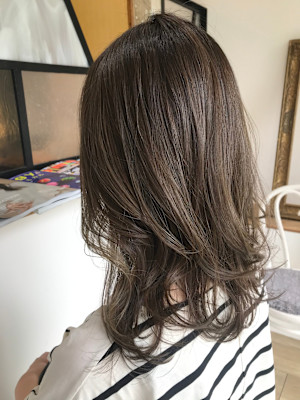 Lianan(リアナン)小さな美容室×スタイル