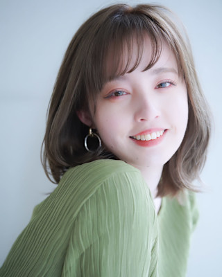 BEAUTY SALON 鏡と星×スタイル