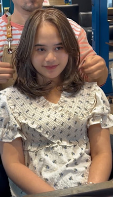 セミロングレイヤー＋3Dハイライト