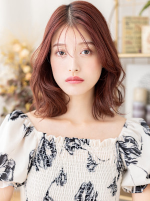 大人美人ひし形ミディアム艶感バーガンディ　ゆるふわミディアム