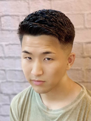 フェードカットスタイル