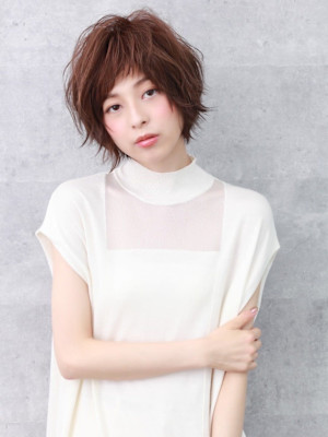 外ハネ/ショートレイヤー