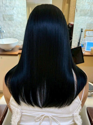 セミロング 髪質改善 サラサラロング 黒髪 暗髪ヘア 20代
