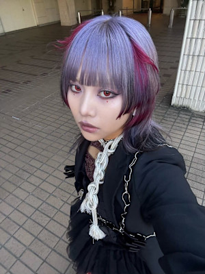 セクションカラー　ケアブリーチ　ブリーチカラー　表参道/原宿