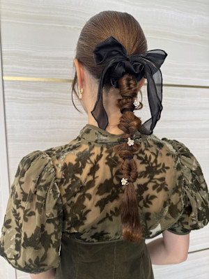 《honoka》ヘアセット/タイト編みおろし