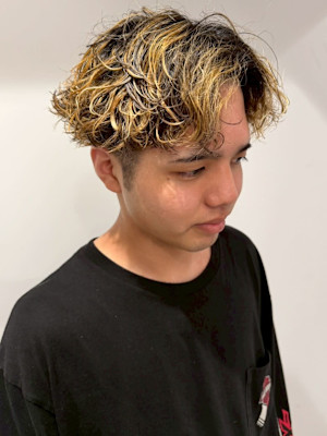 ブリーチ メンズパーマ シャドウパーマ ツーブロック 20代