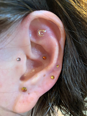 private salon DESIR×耳つぼジュエリー