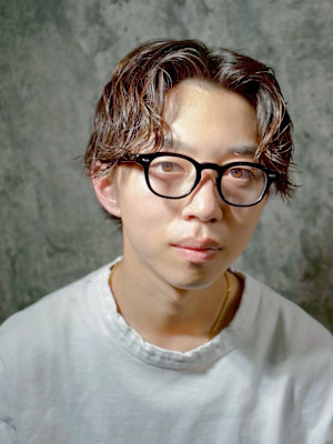 大人◎ウェット質感！長めウルフ×ニュアンスウェーブ