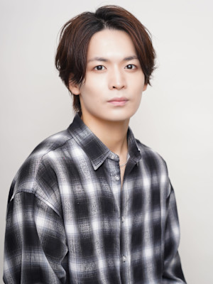 センターパート ウルフカット ブラウンカラー メンズカット