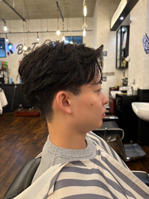 ツーブロ毛流れパーマ