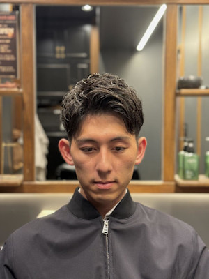 アップバングショート