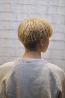 ツーブロックナチュラルセンターパート