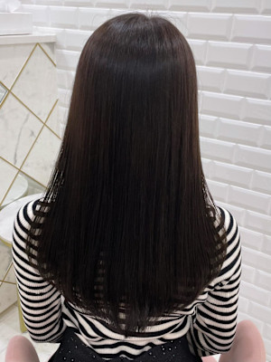 つやつやグレージュカラー♪_ユウ