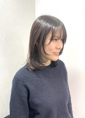 ミディアムレイヤー/レイヤーカット/顔周りカット