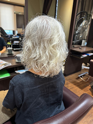 HAIR DESIGN + GOLDEN ROCK×スタイル