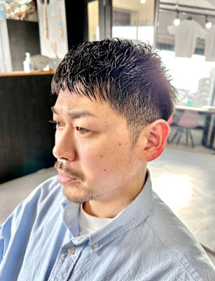 ビジネスツーブロックショート