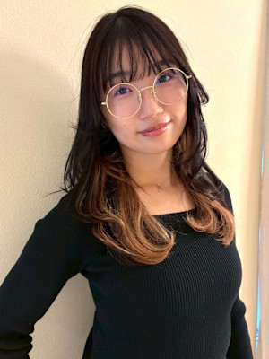 インナーカラー ベージュ 顔周りカット 艶髪 髪質改善 