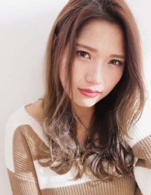 大人可愛い20代30代40代 ふんわりワンカールロングスタイ