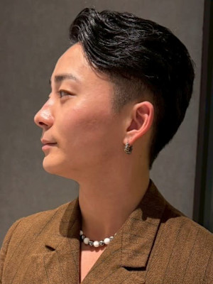 オールバック メンズカット 眉毛カット ヘッドスパ 刈り上げ