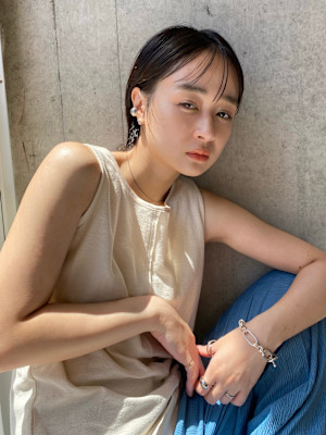 【LadA 城本英恵】  すっきりショートスタイル