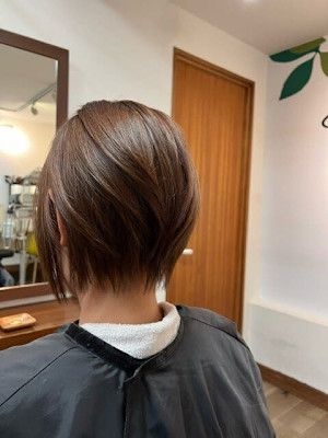ショートボブ
