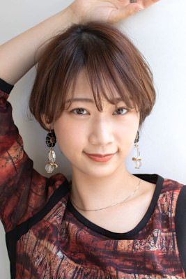 小顔見せ◎大人かわいいショート