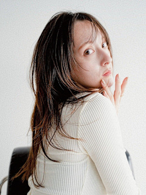 韓国顔まわりレイヤーカットグレージュオリーブベージュブラウン