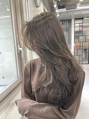 韓国顔まわりレイヤーカットグレージュオリーブベージュブラウン