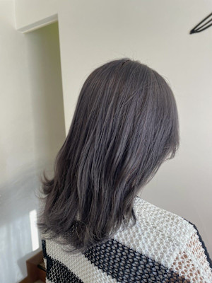 透明感グレージュ